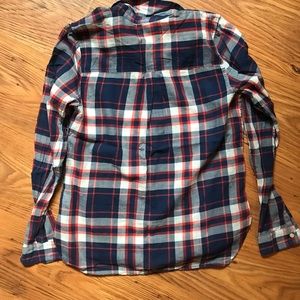 Old Navy Tops - Lightweight Plaid Buttondown Old Navy Tops - Lightweight Plaid Buttondown